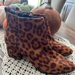 A NEW DAY Leopard Print Faux Suede Ankle Boots Size 8.5